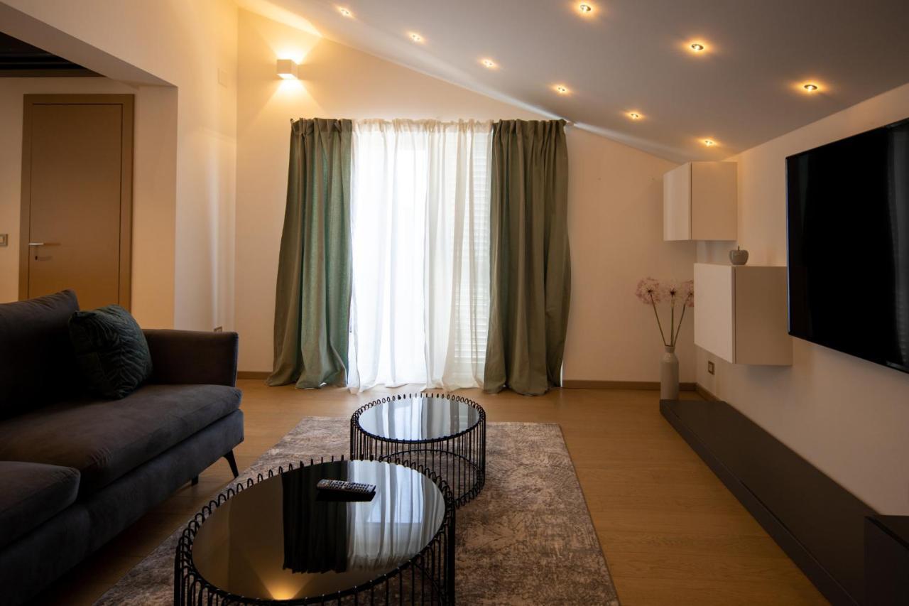 Lumaja Luxury Apartman Biograd Na Moru Luaran gambar