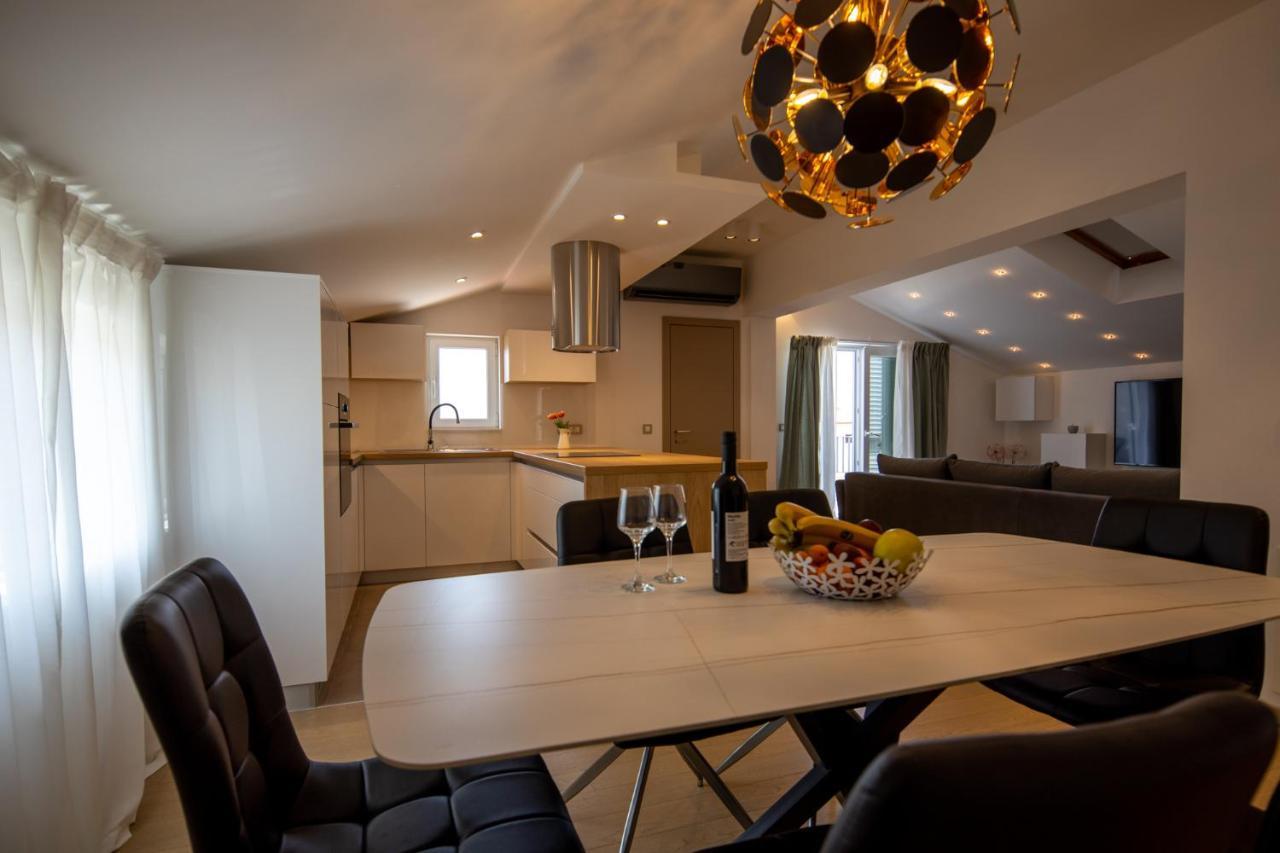Lumaja Luxury Apartman Biograd Na Moru Luaran gambar