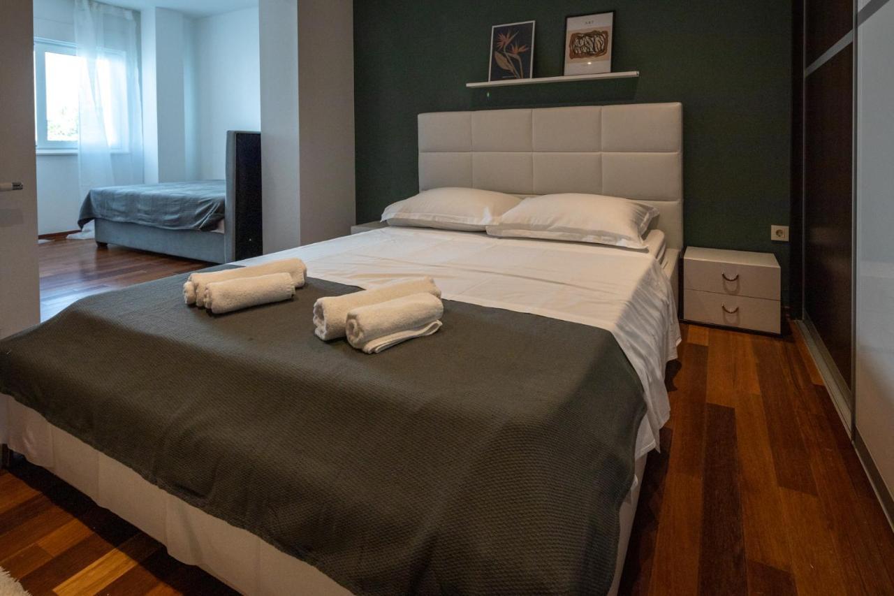 Lumaja Luxury Apartman Biograd Na Moru Luaran gambar