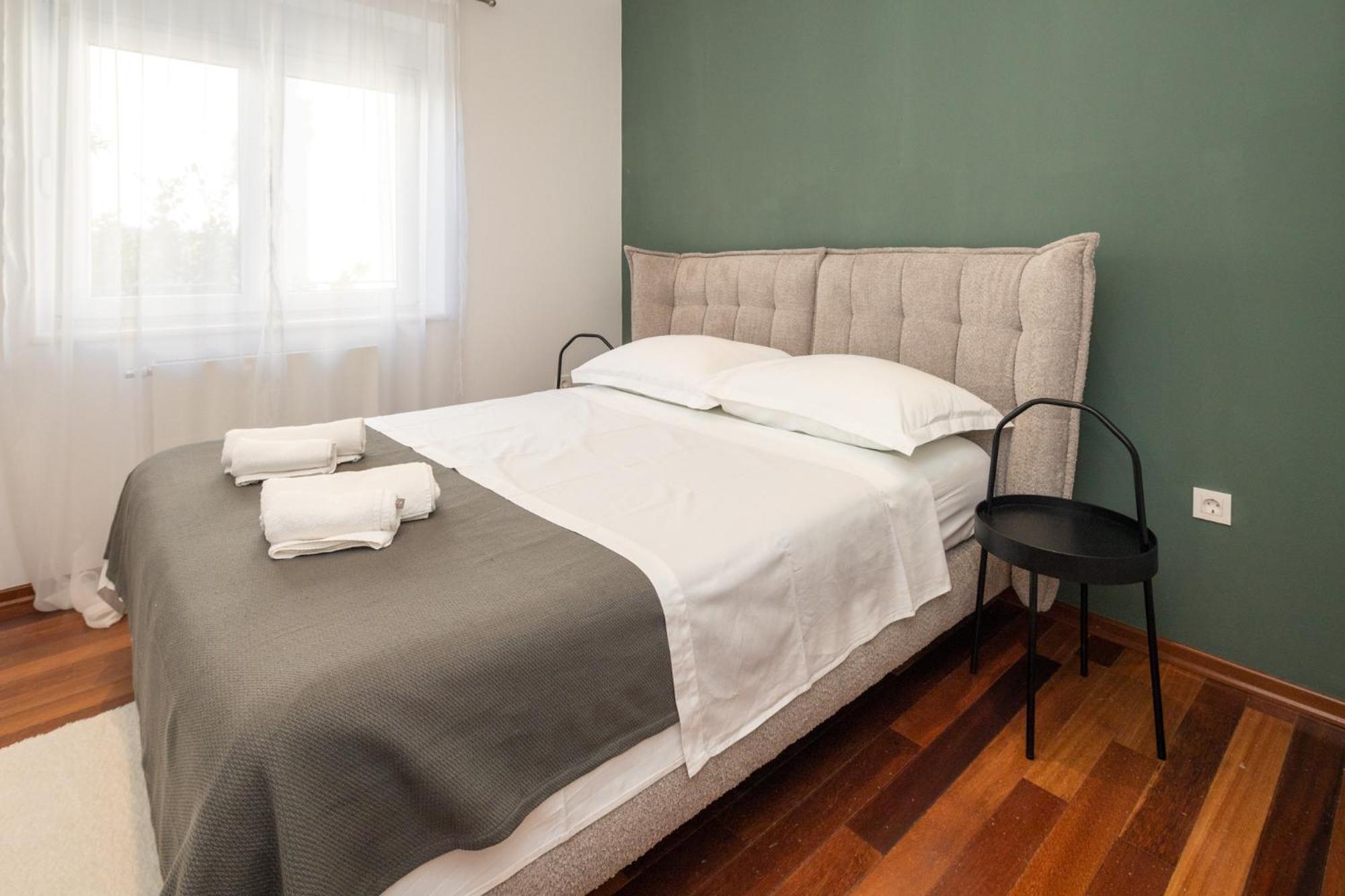 Lumaja Luxury Apartman Biograd Na Moru Luaran gambar